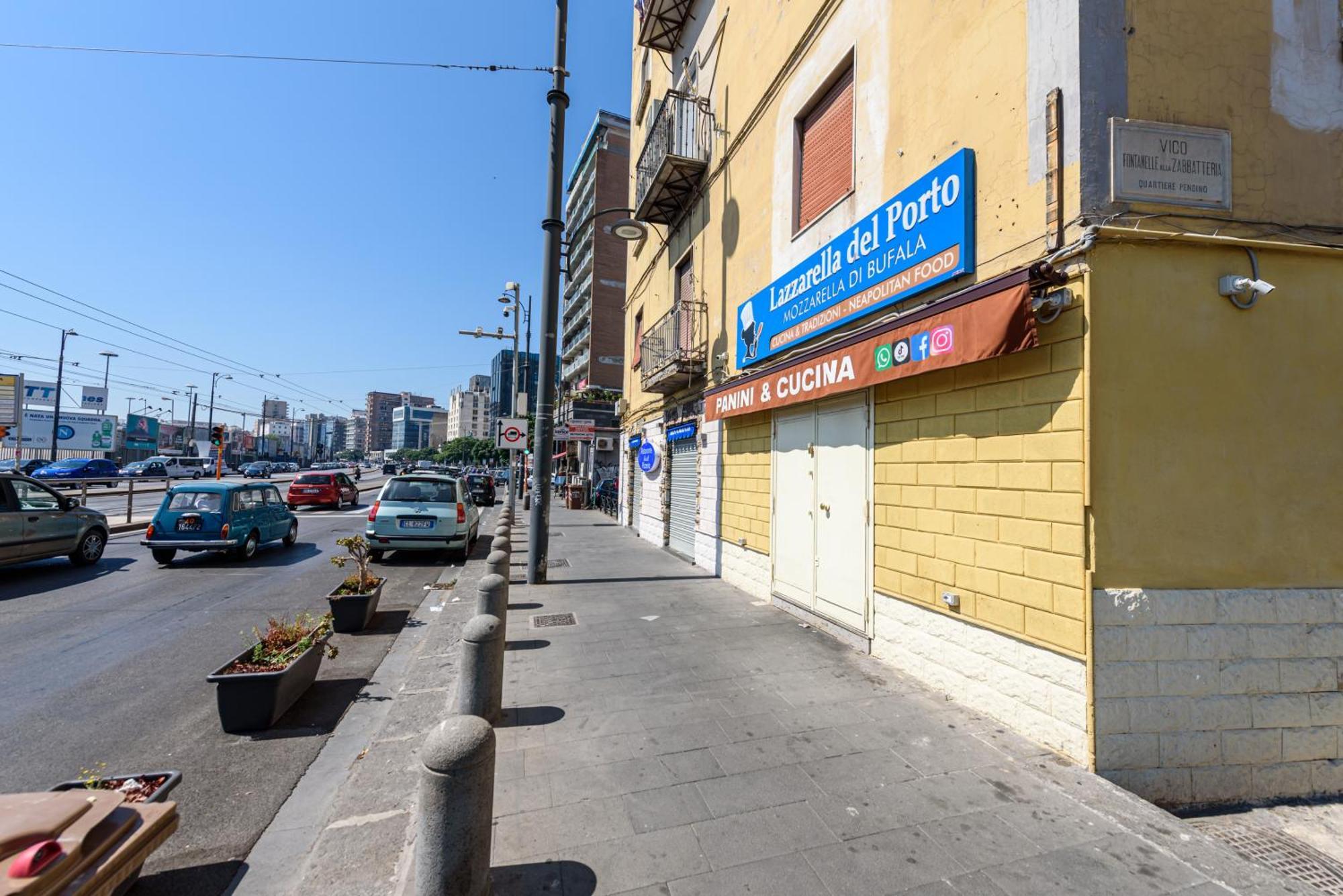 La Terrazzina Sul Porto Apartment Наполи Екстериор снимка