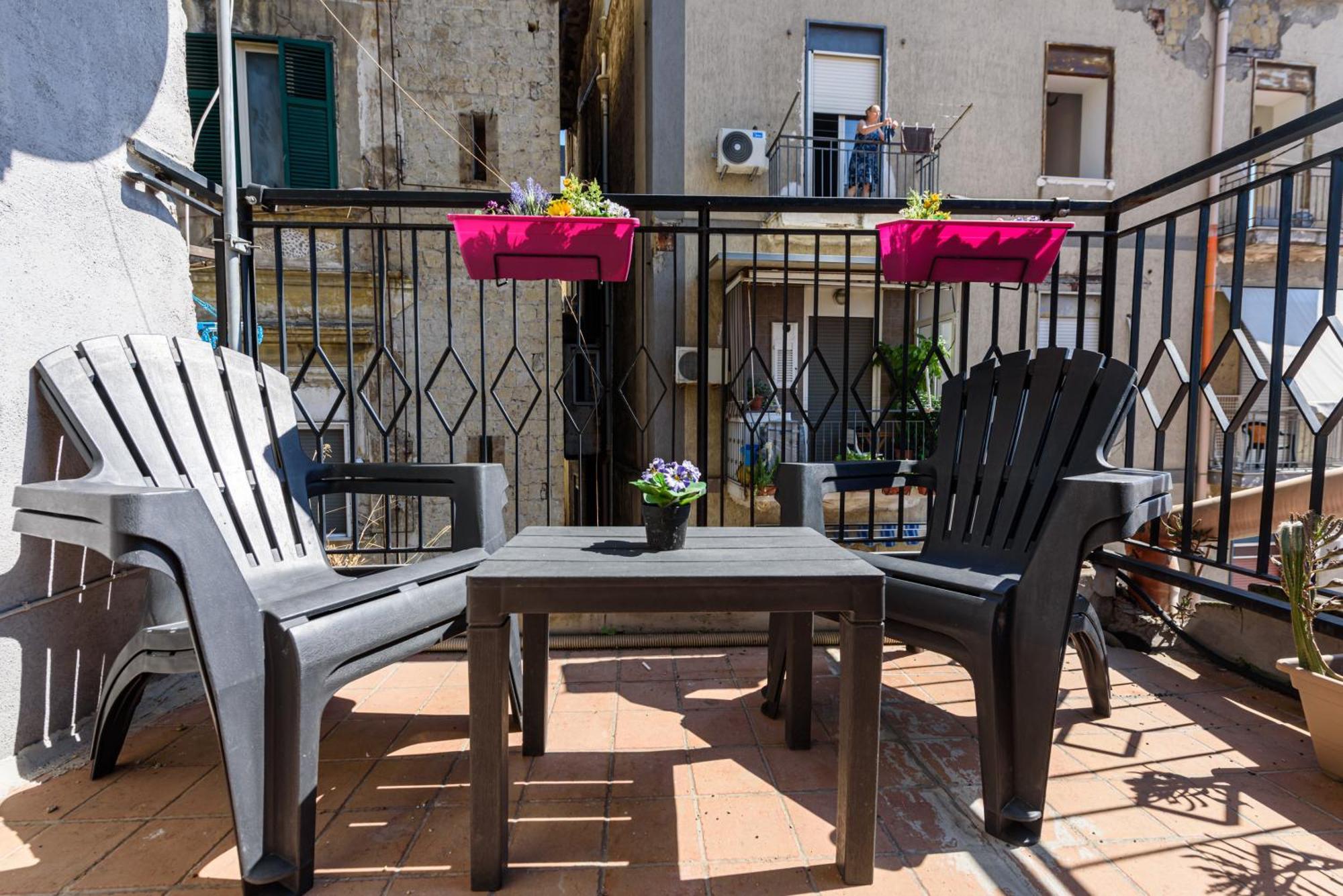 La Terrazzina Sul Porto Apartment Наполи Екстериор снимка
